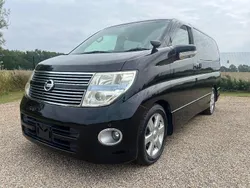 Black Used 2009 Nissan Elgrand Premium Edition MPV | £10,999 (Good price)