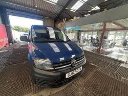 Blue Used 2017 VW Caddy Maxi Startline MPV | £5,025 (Good price)