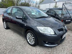 Grey Used 2007 Toyota Auris Hatchback | £3,500 (A bit pricey)