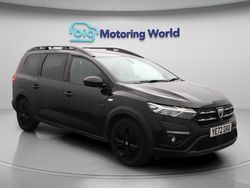 Black Used 2022 Dacia Jogger Extreme MPV | £14,200 (Fair price)