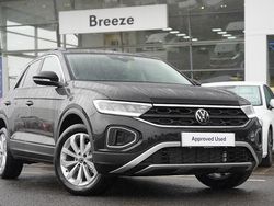 Used 2025 VW T-Roc Match SUV | £25,990 (Fair price)