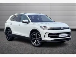 White Used 2025 VW Tiguan Elegance SUV | £33,650 (Fair price)