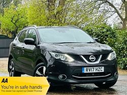 Black Used 2017 Nissan Qashqai N-Connecta SUV | £11,790 (Good price)