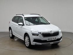 White Used 2022 Skoda Kamiq SE Drive SUV | £15,998 (Fair price)
