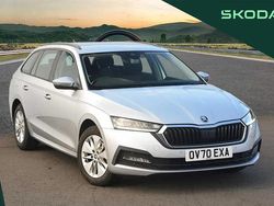 Brilliant silver Used 2020 Skoda Octavia SE Estate | £12,995 (Fair price)