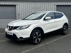 White Used 2017 Nissan Qashqai N-Connecta SUV | £7,100 (Good price)