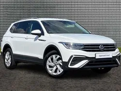 Used 2022 VW Tiguan Allspace Life SUV | £23,993 (Good price)