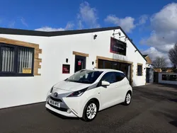 White Used 2016 Toyota Aygo X-pure Hatchback | £8,260 (Fair price)