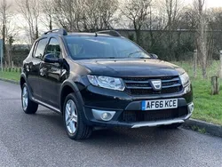 Black Used 2016 Dacia Sandero Lauréate Hatchback | £5,034 (Fair price)