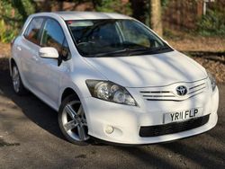 White Used 2011 Toyota Auris SR Hatchback | £3,395 (Good price)