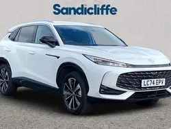 Solid white pearl Used 2024 MG HS Trophy SUV | £21,637