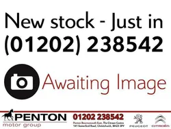 White Used 2025 MG HS Trophy SUV | £29,990
