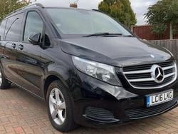 Black Used 2015 Mercedes V220 Active MPV | £30,499 (Super price)