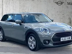 Moonwalk grey Used 2022 Mini Cooper Clubman Classic Estate | £18,058 (Fair price)