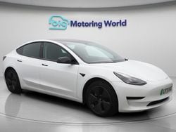 White Used 2021 Tesla Model 3 Standard Range Plus Sedan | £17,100 (Fair price)