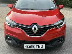 Red Used 2016 Renault Kadjar Dynamique SUV | £6,995 (Fair price)