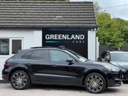 Black Used 2015 Porsche Macan SUV | £21,994 (Super price)