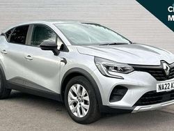 Grey Used 2022 Renault Captur Iconic SUV | £13,346 (Fair price)