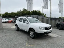 White Used 2013 Dacia Duster Lauréate SUV | £4,495 (Fair price)