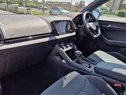 Velvet red metallic Used 2022 Skoda Karoq SportLine SUV | £25,250 (Fair price)