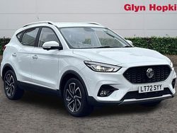 White Used 2022 MG ZS Exclusive Hatchback | £14,201 (Fair price)