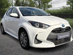 White Used 2023 Toyota Yaris Hybrid Hatchback | £16,995 (Good price)
