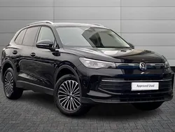 Black New 2024 VW Tiguan Match SUV | £35,450 (Good price)