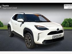 Used 2025 Toyota Yaris Hybrid Design Estate | £22,446 (Fair price)