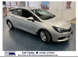 Silver Used 2020 Vauxhall Astra Business Edition Hatchback | £8,584