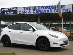 White Used 2022 Tesla Model Y Long Range SUV | £26,995