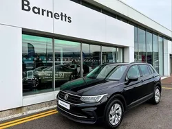 Black Used 2022 VW Tiguan Life SUV | £20,499 (Good price)