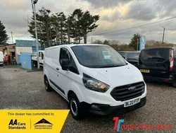 White Used 2022 Ford Transit Custom Van | £16,250 (Good price)
