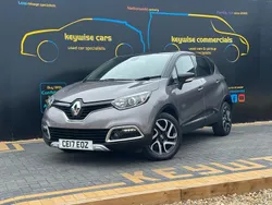 Grey/black Used 2017 Renault Captur Signature SUV | £9,290 (Fair price)