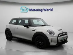 Used 2021 Mini Cooper SE Hatch Hatchback | £11,500 (Fair price)