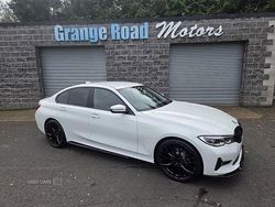 White Used 2019 BMW 320 Sedan | £16,650 (Fair price)