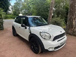 White Used 2013 Mini Cooper S Countryman SUV | £4,300 (Fair price)