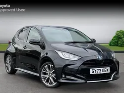 Eclipse black Used 2023 Toyota Yaris Hybrid Hatchback | £19,599 (Fair price)