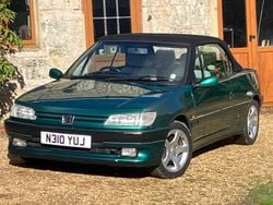 Green Used 1995 Peugeot 306 Cabriolet Roland Garros Cabriolet | £2,690