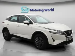 White Used 2022 Nissan Qashqai Acenta Premium SUV | £18,200 (Super price)