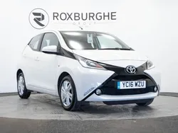 White Used 2016 Toyota Aygo x-press Hatchback | £5,995 (Good price)