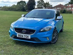 Blue Used 2014 Volvo V40 R-Design Estate | £4,580 (Fair price)