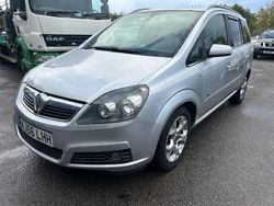 Silver Used 2006 Vauxhall Zafira Design Edition MPV | £1,700 (Fair price)