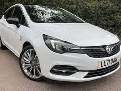 White Used 2021 Vauxhall Astra Edition Hatchback | £11,995 (Fair price)