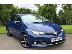 Used 2018 Toyota Auris Hybrid Design | £12,495 (Fair price)