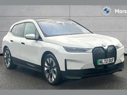 Alpine white Used 2022 BMW iX Sport Line SUV | £32,125 (Fair price)