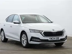 White Used 2024 Skoda Octavia SE L Hatchback | £21,995 (Expensive)