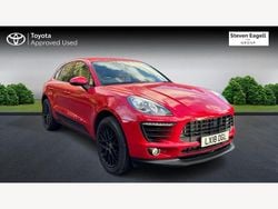 Red Used 2018 Porsche Macan SUV | £28,662 (Super price)