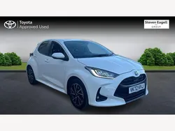 White Used 2022 Toyota Yaris Hybrid Design Hatchback | £16,716 (Fair price)