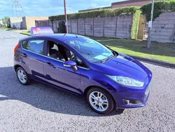 Blue Used 2015 Ford Fiesta Zetec Hatchback | £2,799 (Fair price)