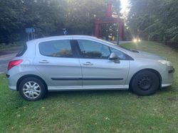 Silver Used 2010 Peugeot 308 S Hatchback | £999 (Fair price)